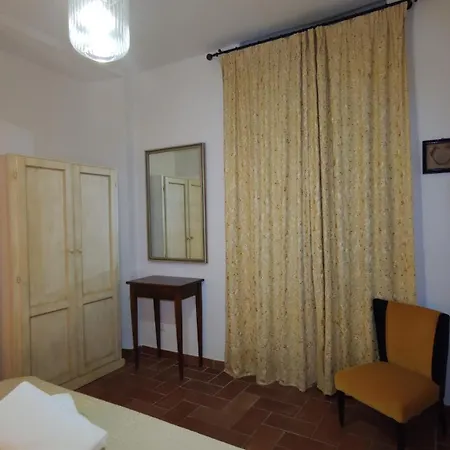 Numero 6 4* Todi